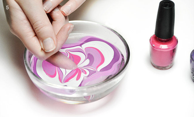 How do you make water marble nails?