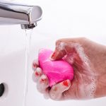 edited_may19_how_to_clean_beautyblender_landscape_5_HEADER_CROP (1)