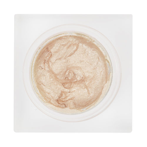 Abbie Bull’s Acne Positivity Will Inspire You To Embrace Your Skin