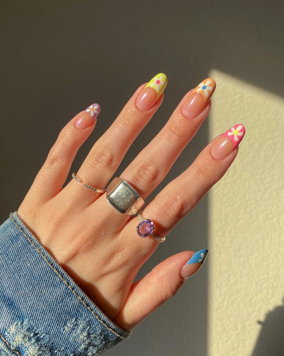 abstract nails | Hippie nails, Trendy nails, Funky nails