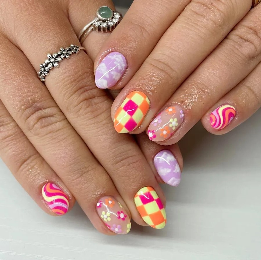 50 Super pretty nail art designs – Dying over these nails! 34