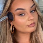 24_07_HOW_TO_APPLY_BRONZER_EDITED_SOCIAL-SQUARE_1