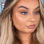 24_07_HOW_TO_APPLY_BRONZER_EDITED_SOCIAL-SQUARE_4