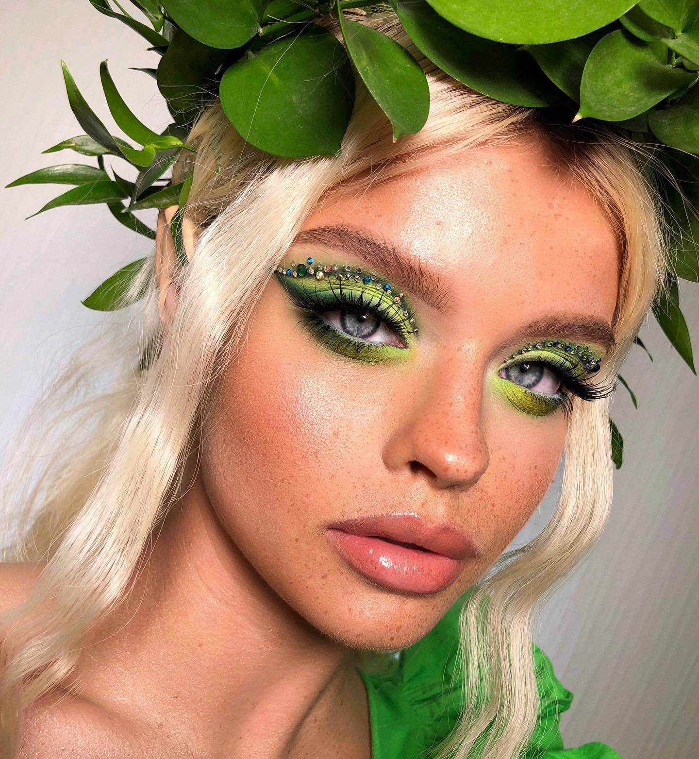 How-To: Halloween Forest Elf Makeup  Elf makeup, Halloween makeup, Eye  makeup tutorial