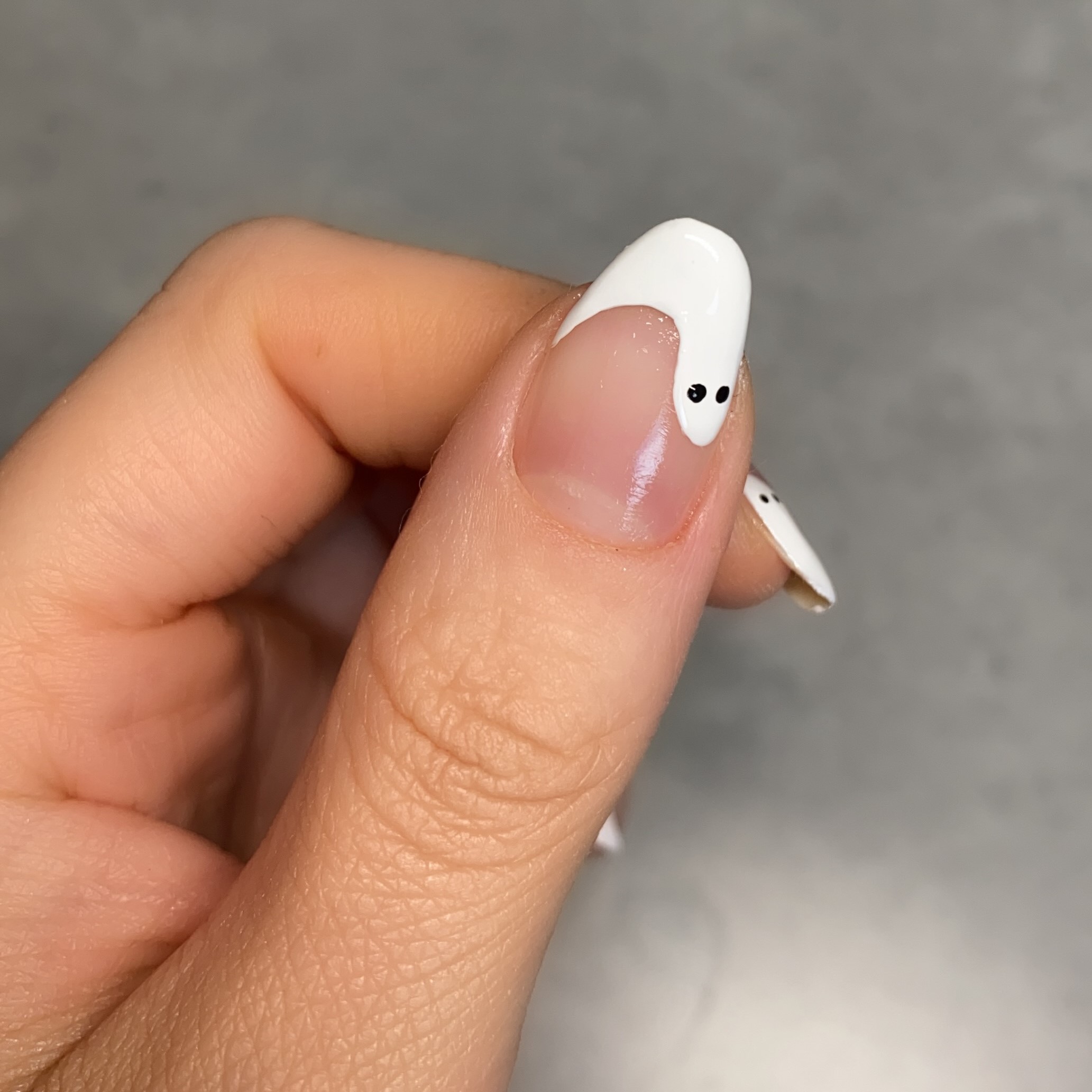 cute ghost nails