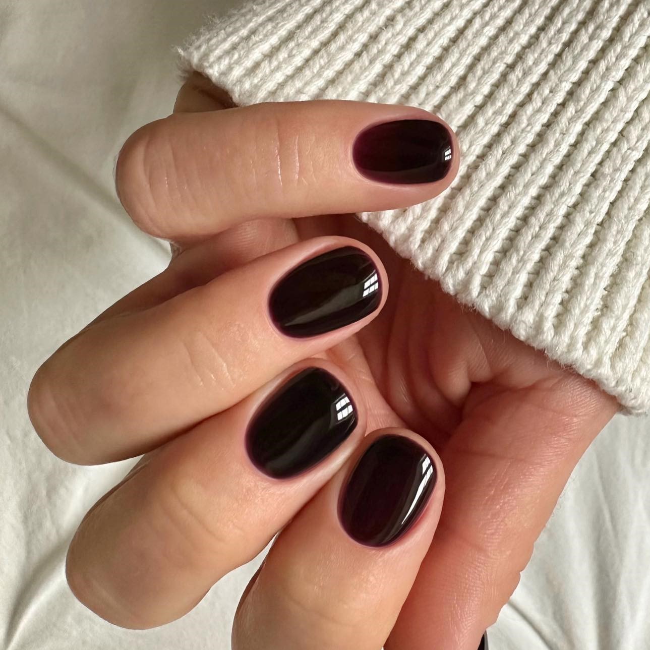 How to make short nails look fancy