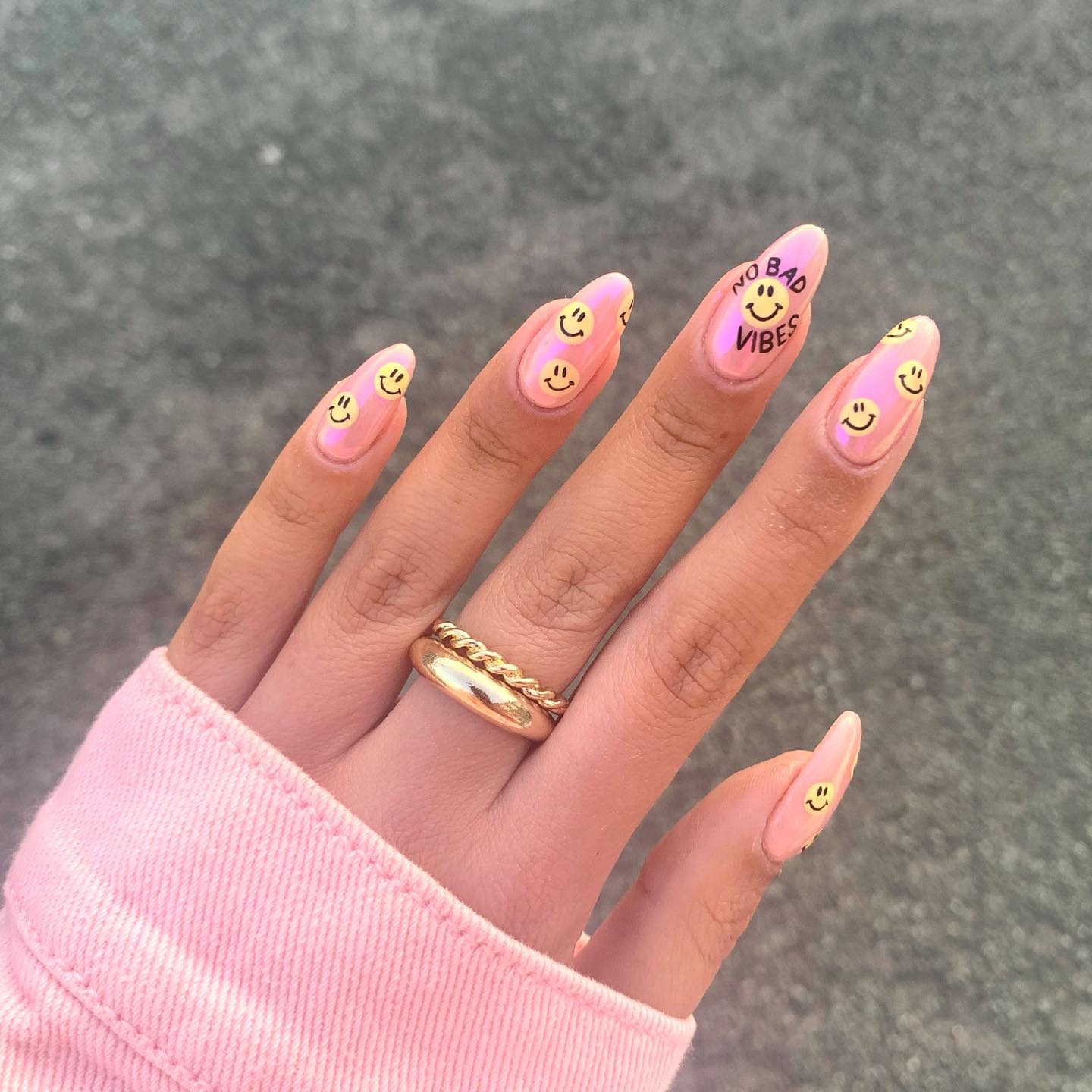 13 Flower Nail Art Designs For Your Springtime Mani Inspo