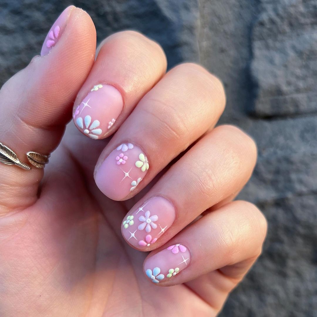 20 Easy Nail Designs You Need to Try - Latest Nail Art Trends & Ideas - Pretty  Designs