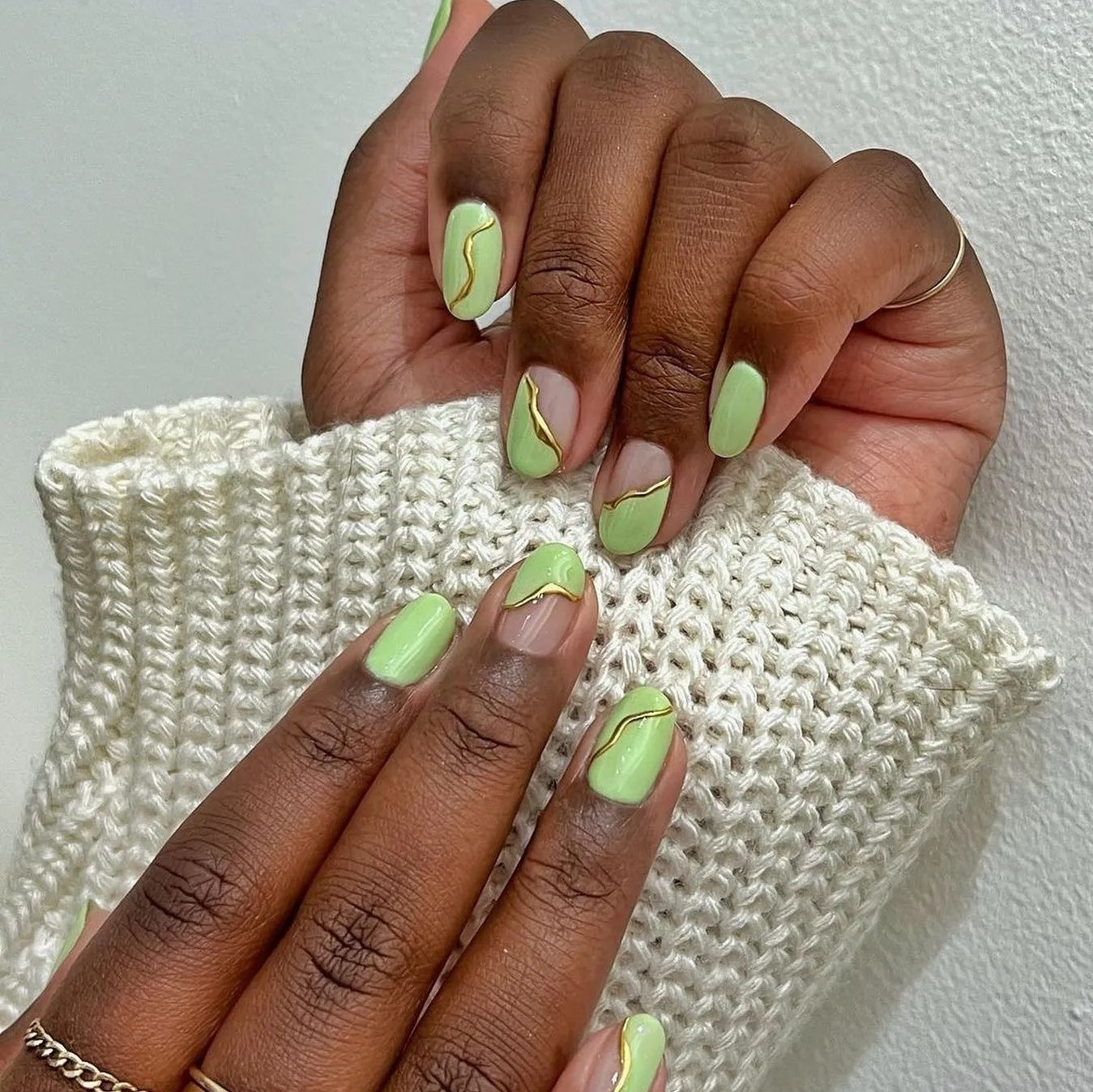Light green nail polish Mint - Green | Manucurist – Manucurist US