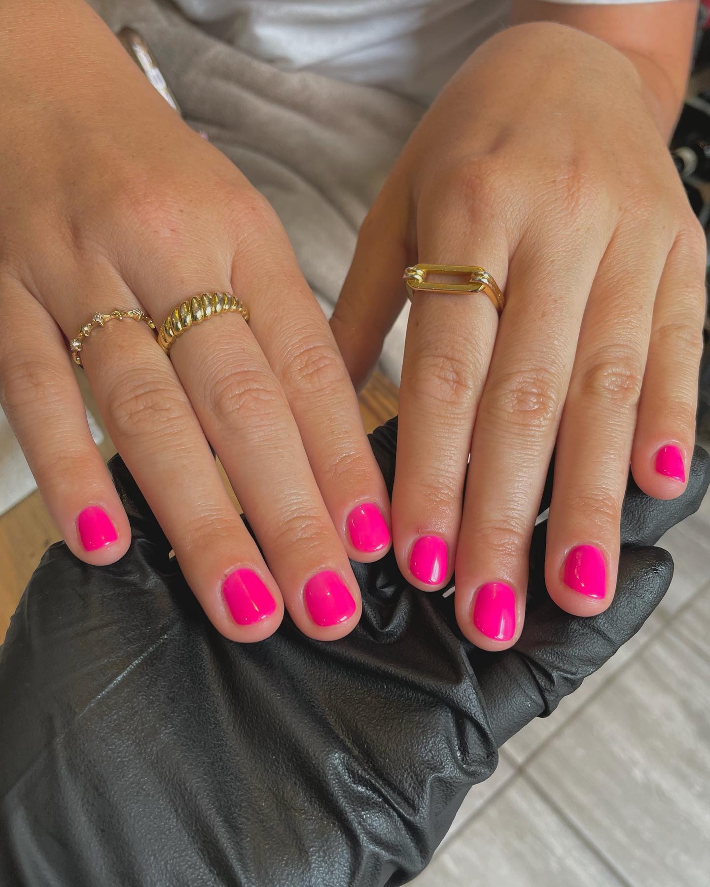 Acrylic Press On Nails - Short Almond Shape Fantasy Pink | MelodySusie
