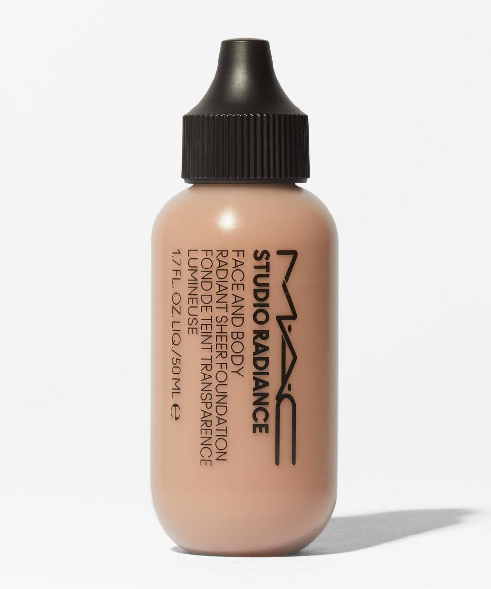 Best foundation for people with sale freckles