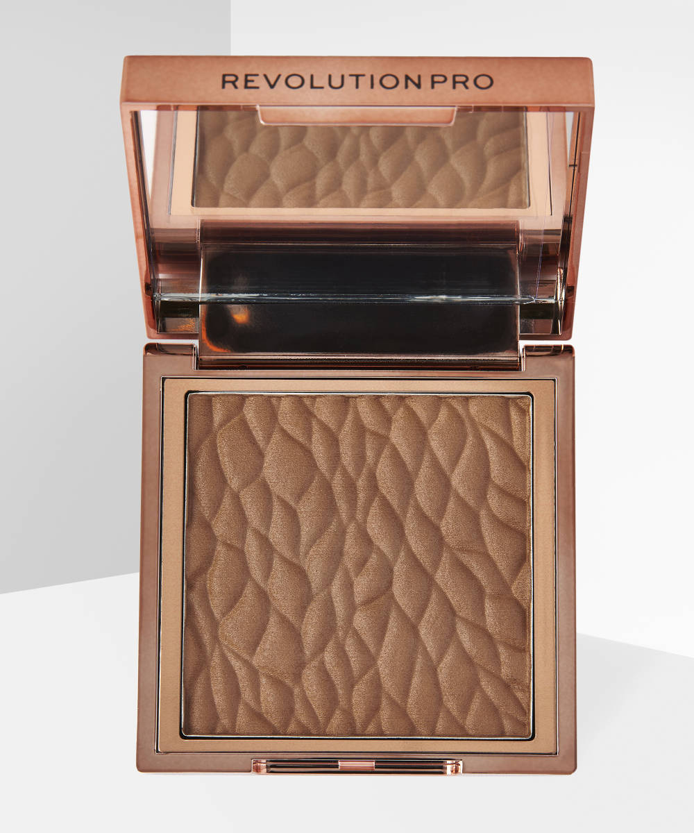 Makeup Revolution Face Powder Contour Compact at BEAUTY BAY