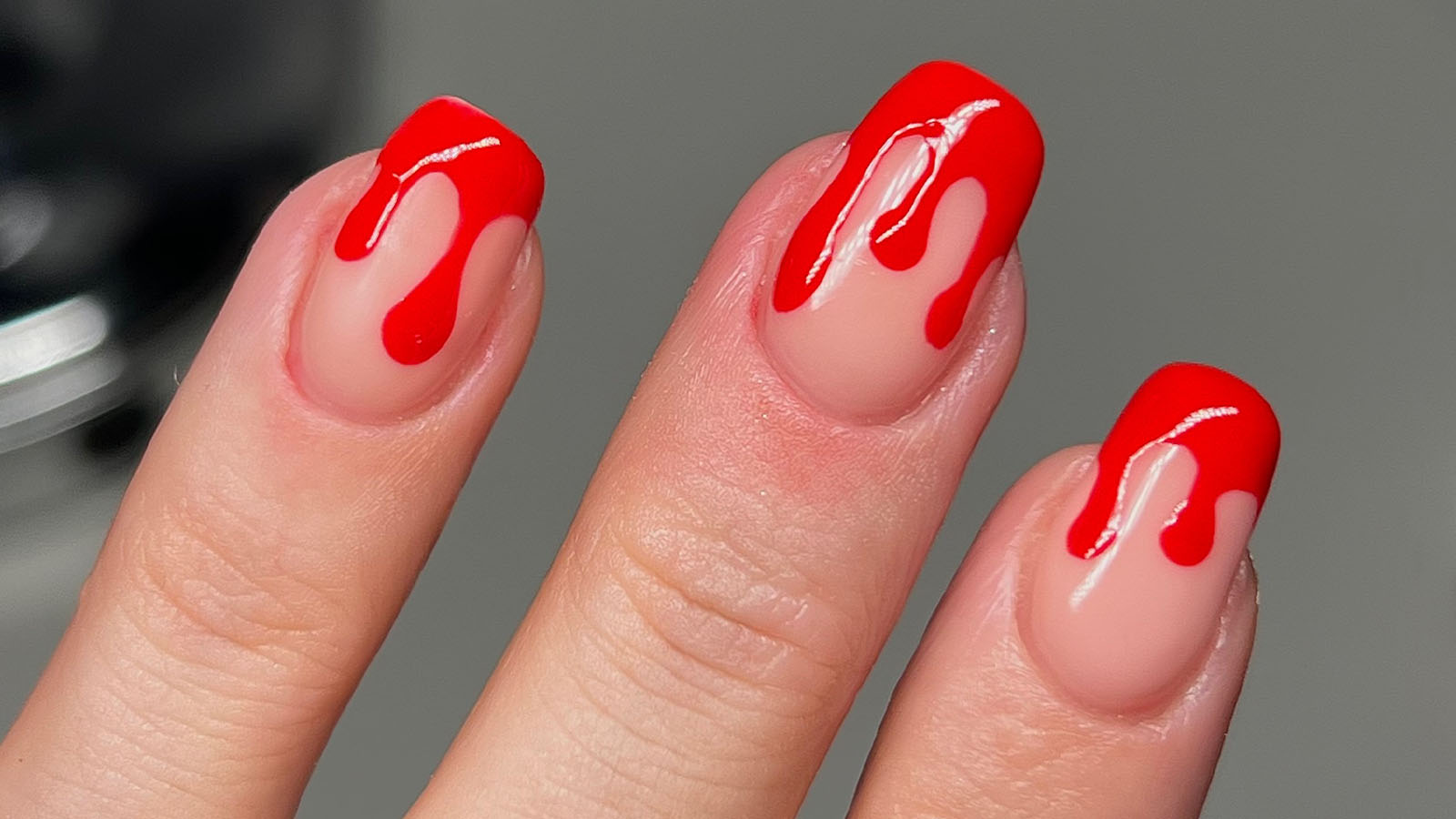 Halloween nails blood