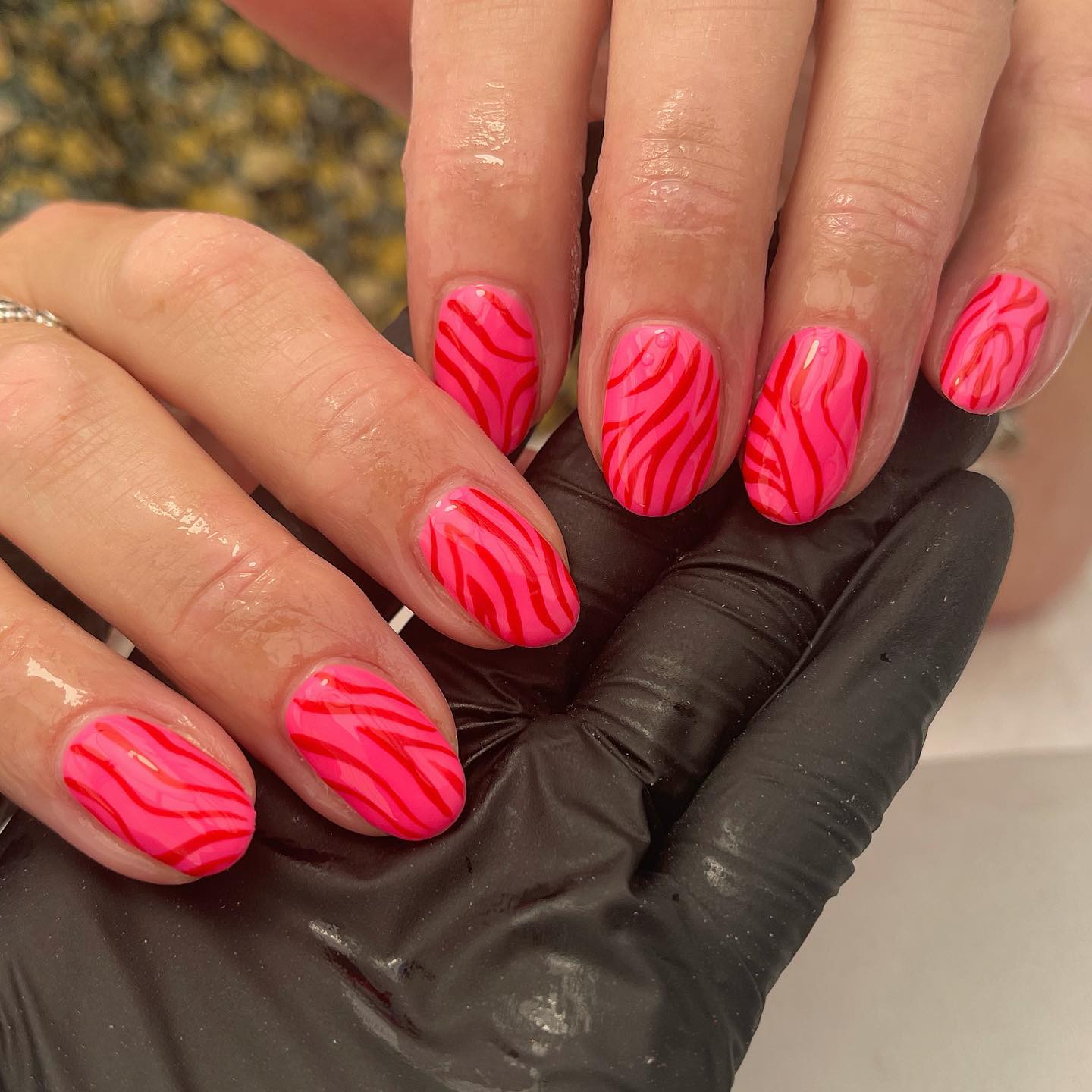 Summer nail art ideas to rock in 2021 : Hot pink cheetah nails