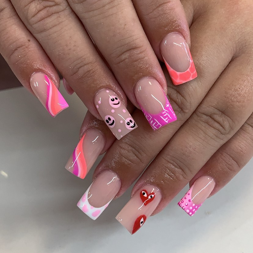 Most Beautiful Nail Designs You Will Love To wear In 2021 : Delicate floral pink  nails