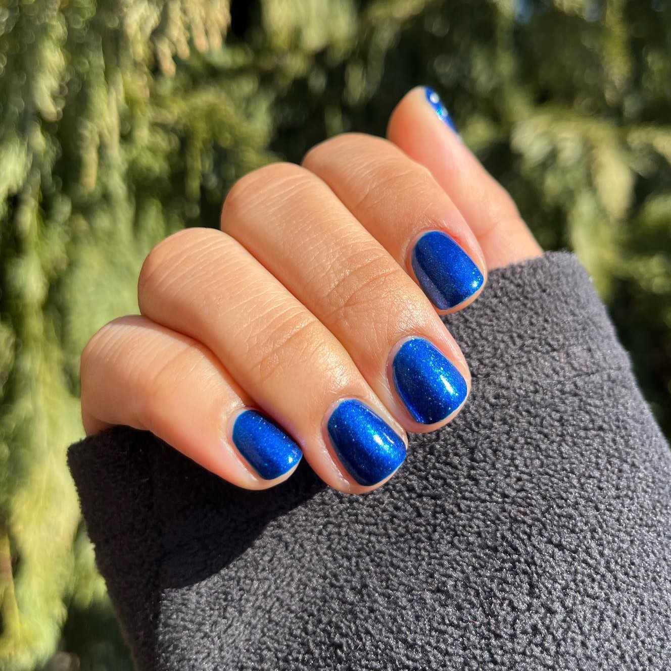 Winter nail colors and designs to try this season