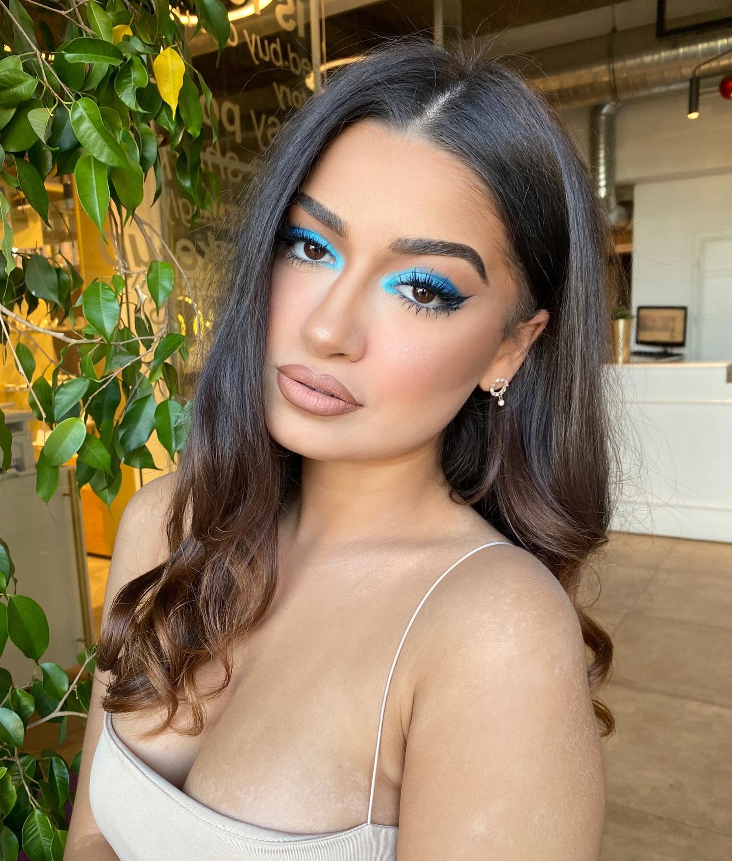 11 Blue Eyeshadow Looks & How To Wear Them - Beauty Bay Edited