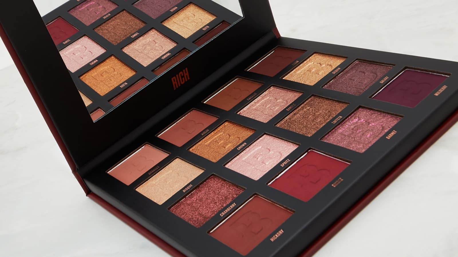 The Best Eyeshadow Palettes For Green Eyes Beauty Bay Edited