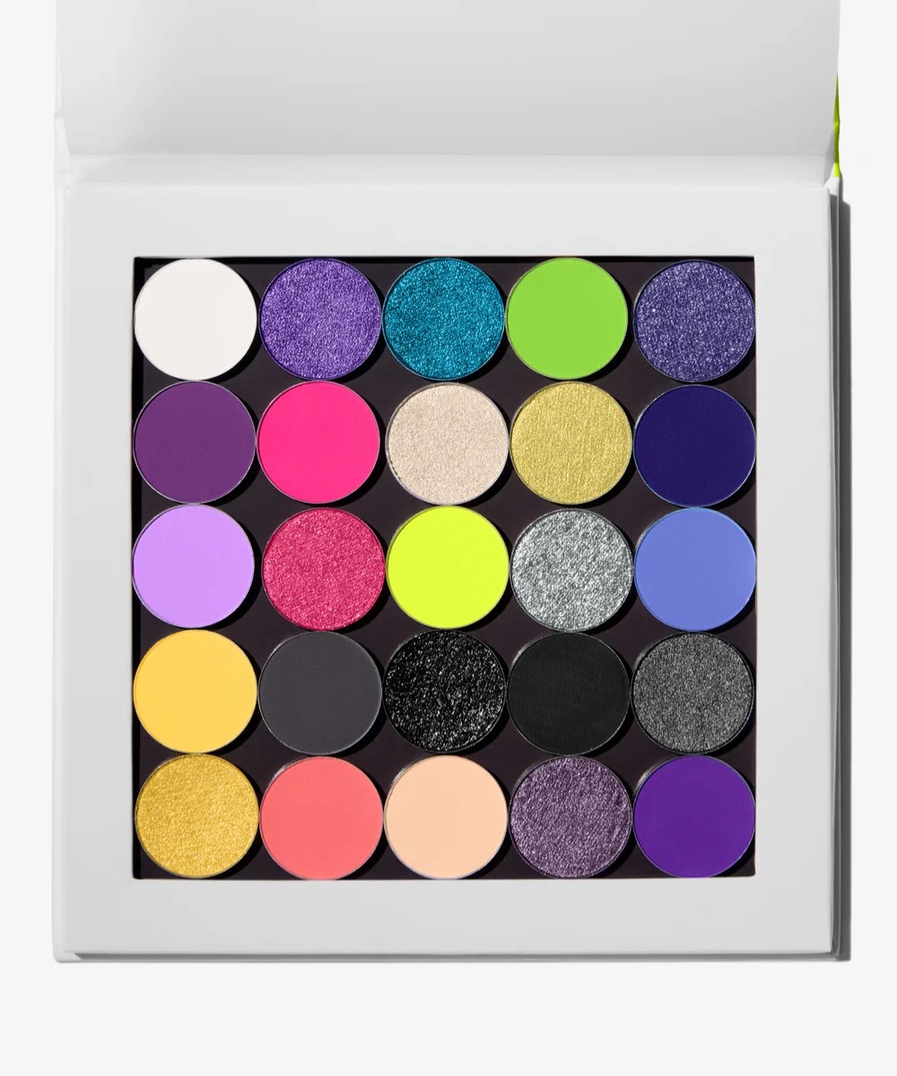 Samplr brightly coloured eyeshadow palette