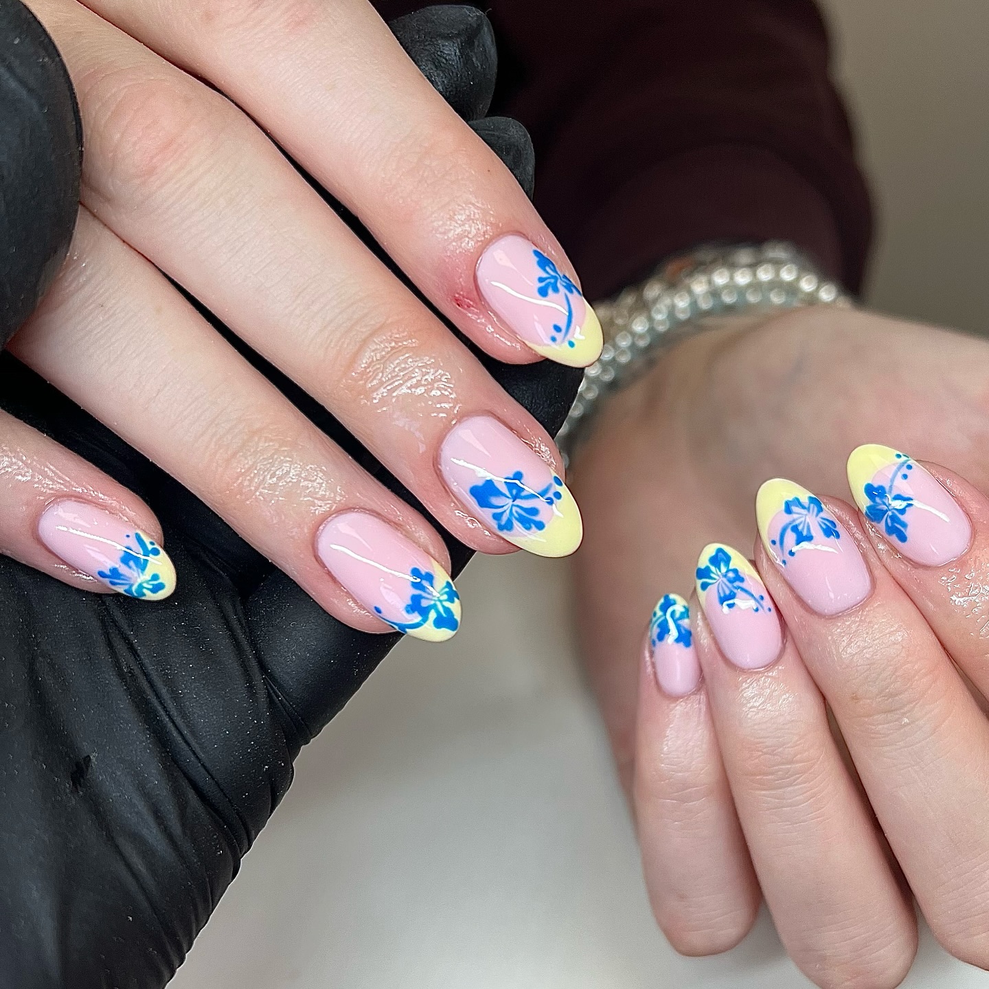 @polishedbycaitlinsarah