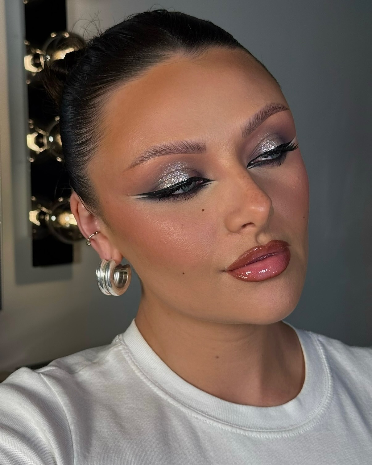 @mollyiles_makeupartist